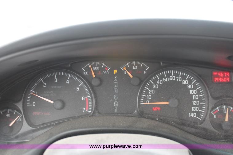 image for item H4237 2001 Pontiac Bonneville SLE