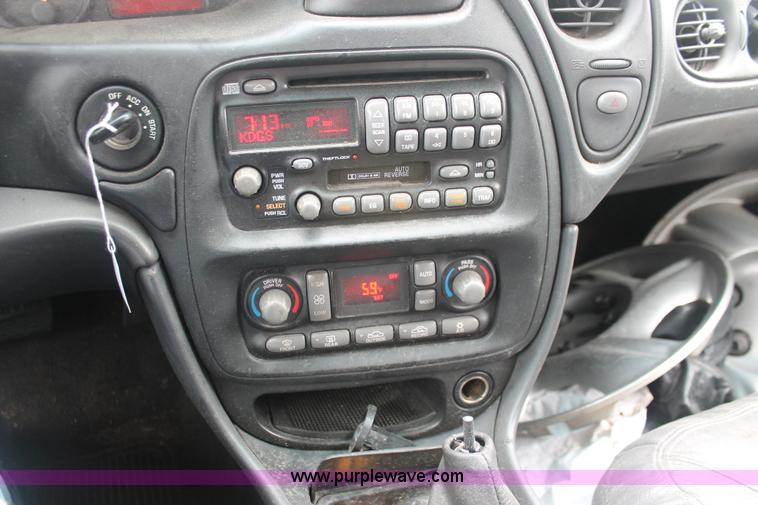 image for item H4237 2001 Pontiac Bonneville SLE