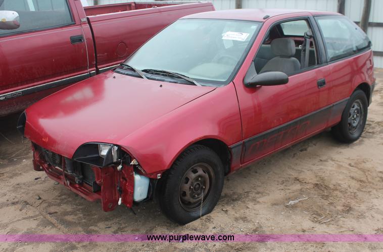 image for item H4238 1991 Geo Metro LSi