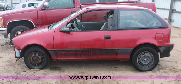 image for item H4238 1991 Geo Metro LSi