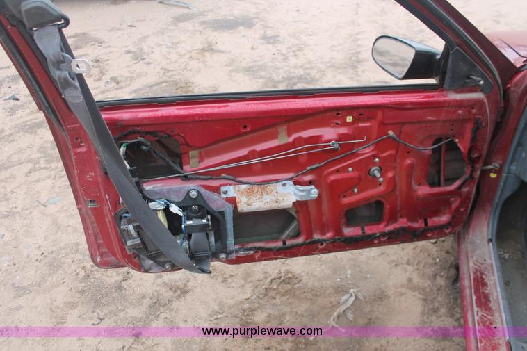 image for item H4238 1991 Geo Metro LSi