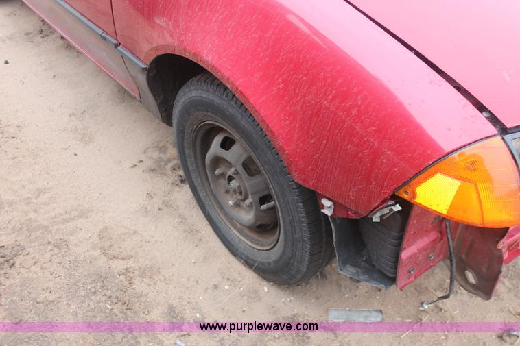 image for item H4238 1991 Geo Metro LSi