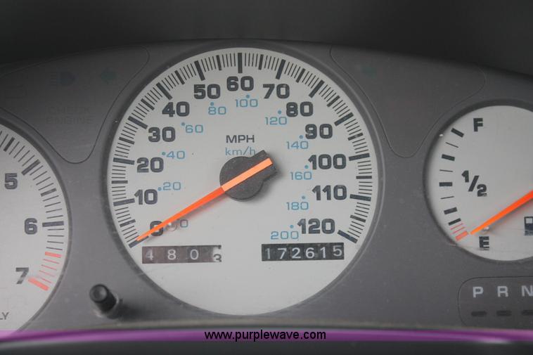 image for item H4239 1997 Dodge Intrepid