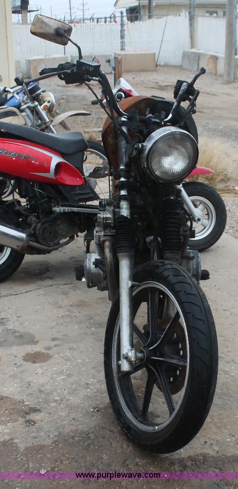 image for item H4241 1983 Kawasaki motorcylce