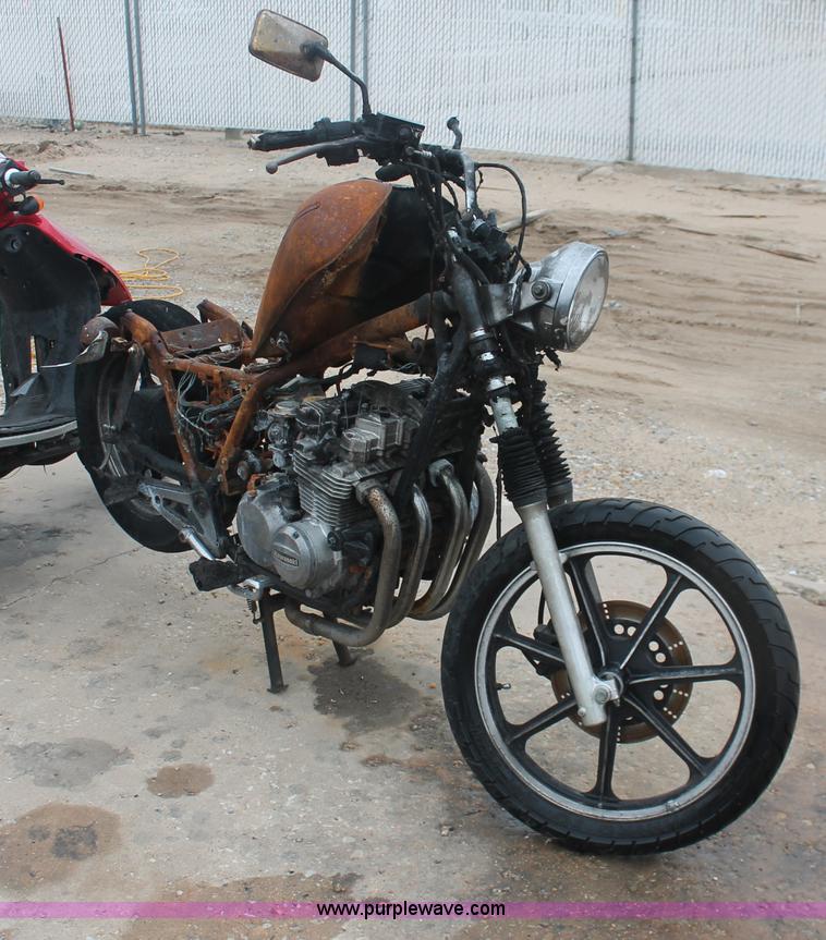 image for item H4241 1983 Kawasaki motorcylce