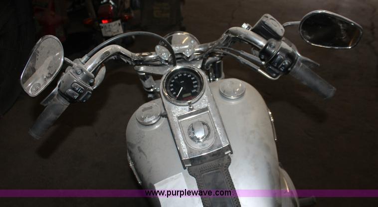 image for item H4242 2003 Harley Davidson Dyna Wide Glide 100 Year Anniversary Edition motorcycle