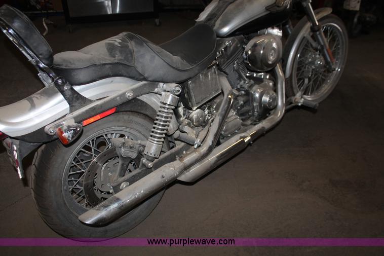 image for item H4242 2003 Harley Davidson Dyna Wide Glide 100 Year Anniversary Edition motorcycle