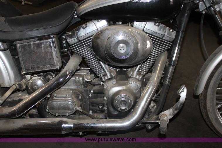 image for item H4242 2003 Harley Davidson Dyna Wide Glide 100 Year Anniversary Edition motorcycle