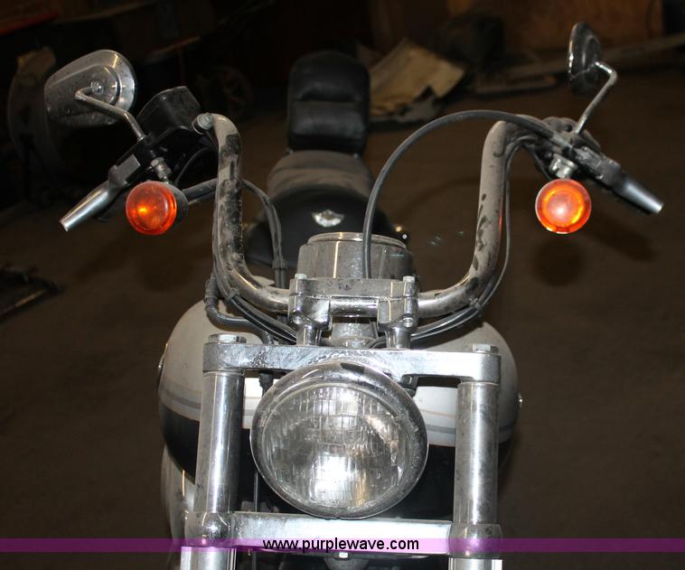 image for item H4242 2003 Harley Davidson Dyna Wide Glide 100 Year Anniversary Edition motorcycle