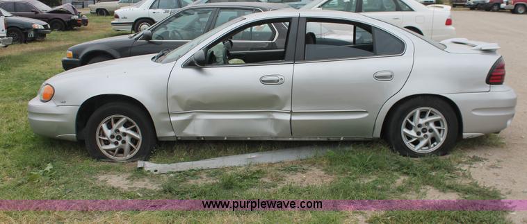 image for item H4243 2003 Pontiac Grand AM SE