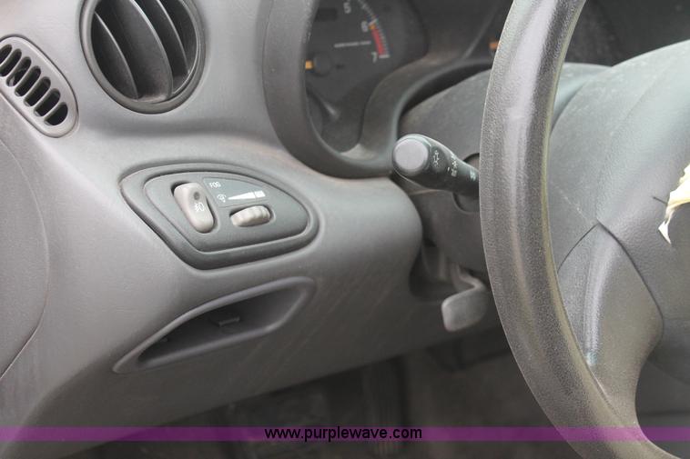 image for item H4243 2003 Pontiac Grand AM SE