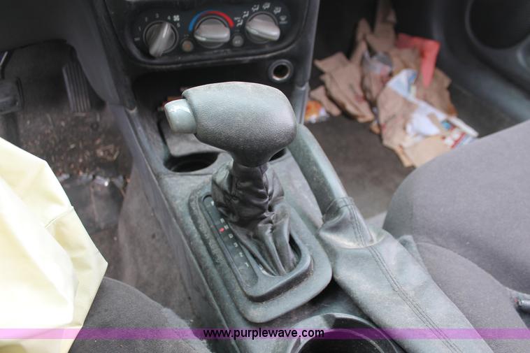 image for item H4243 2003 Pontiac Grand AM SE