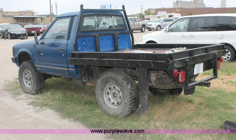 image for item H4244 1984 Nissan Datsun pickup truck