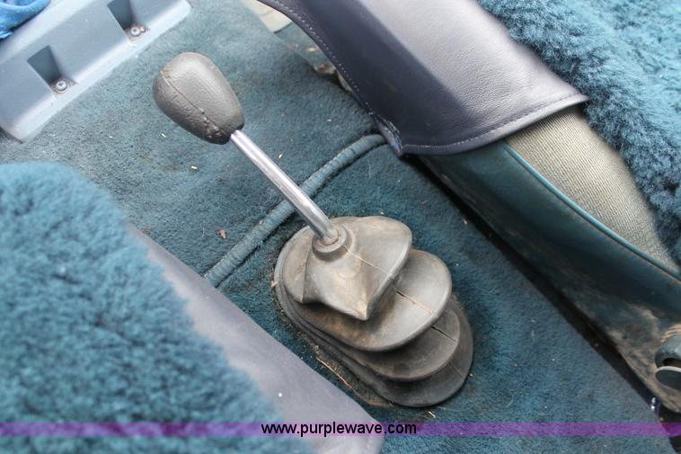 image for item H4244 1984 Nissan Datsun pickup truck