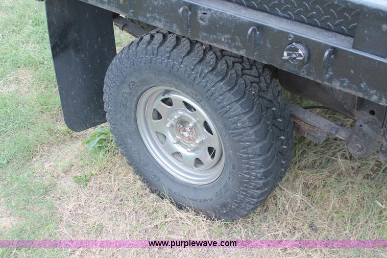 image for item H4244 1984 Nissan Datsun pickup truck