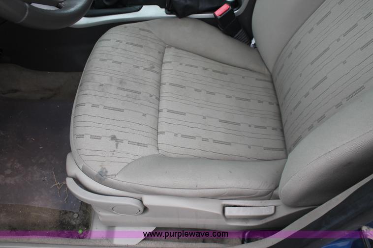 image for item H4245 2010 Ford Focus SE