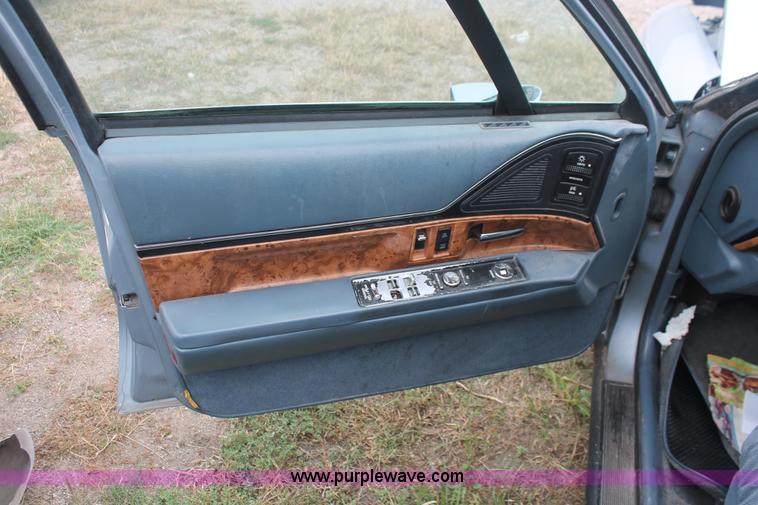 image for item H4246 1995 Buick LeSabre