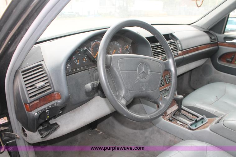image for item H4247 1994 Mercedes Benz S500