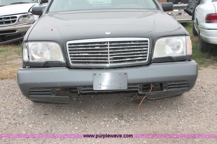 image for item H4247 1994 Mercedes Benz S500