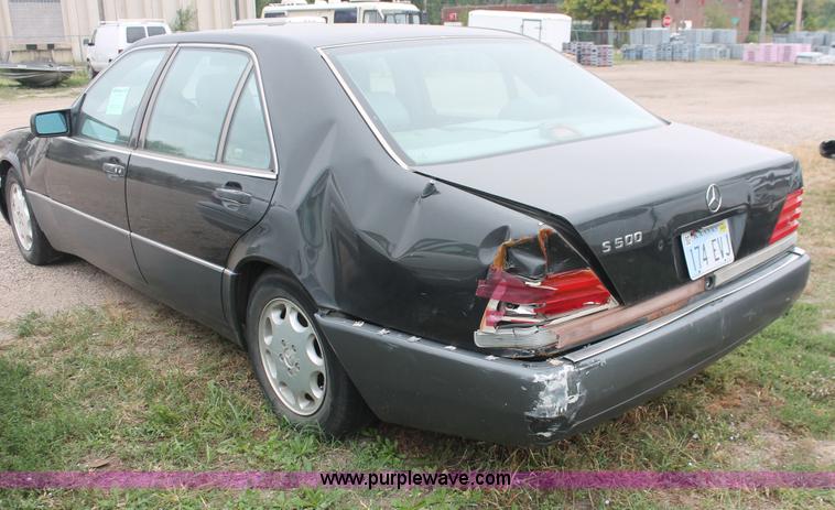 image for item H4247 1994 Mercedes Benz S500
