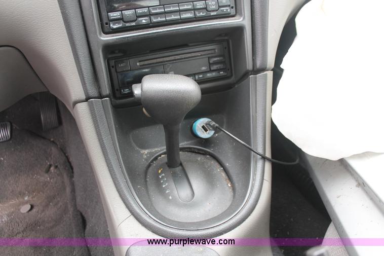 image for item H4249 2000 Ford Mustang