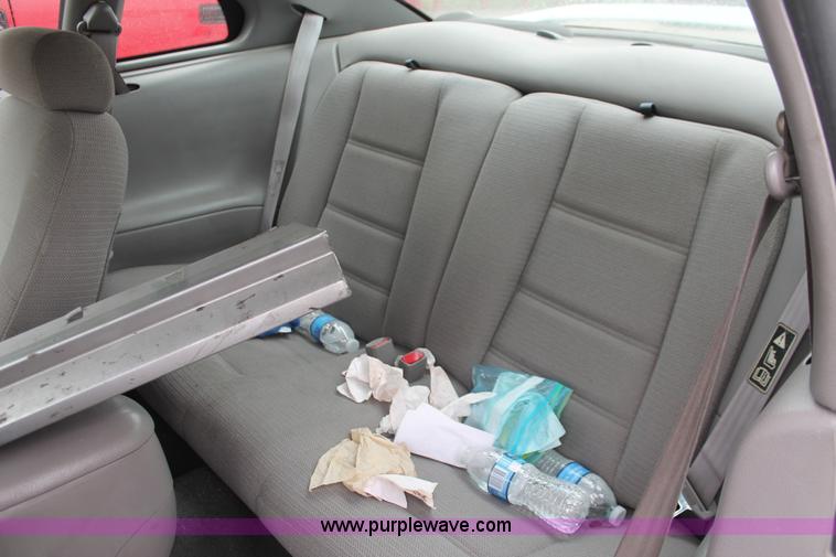 image for item H4249 2000 Ford Mustang