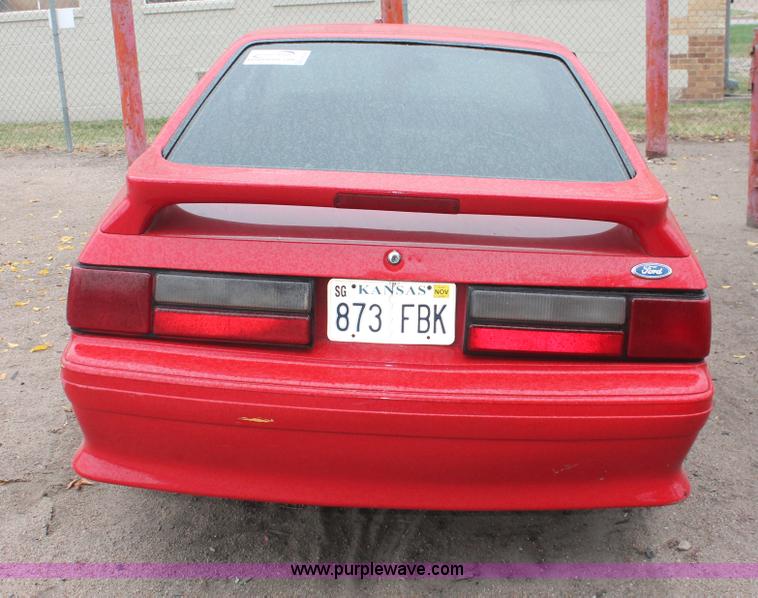 image for item H4250 1990 Ford Mustang GT