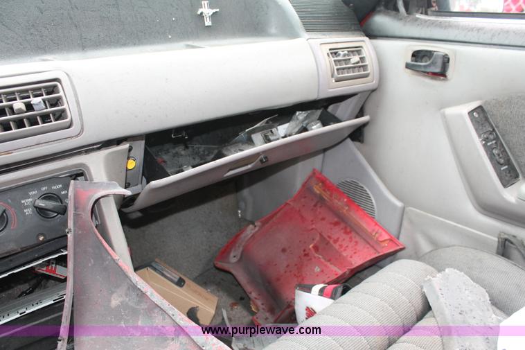 image for item H4250 1990 Ford Mustang GT