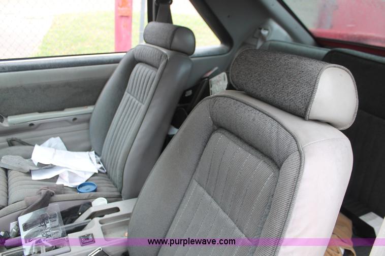 image for item H4250 1990 Ford Mustang GT