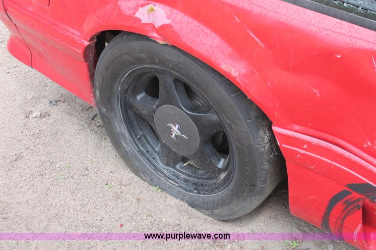 image for item H4250 1990 Ford Mustang GT