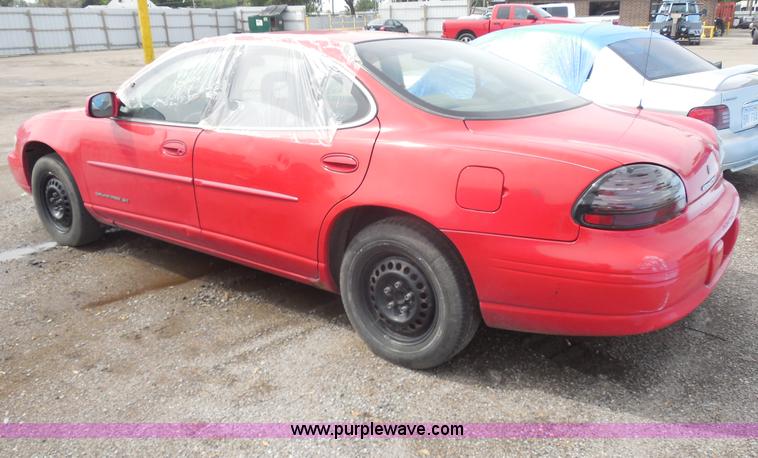 image for item I1358 1999 Pontiac Grand Prix SE