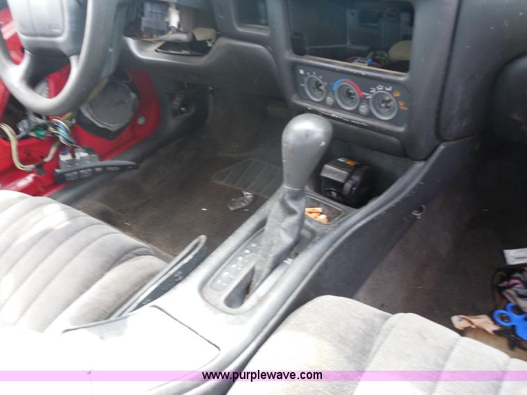 image for item I1358 1999 Pontiac Grand Prix SE