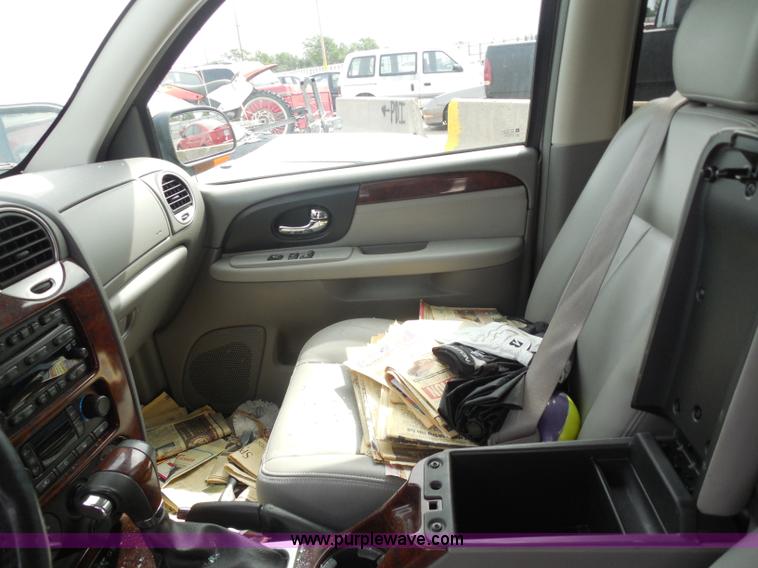 image for item I1422 2005 GMC Envoy SLE SUV