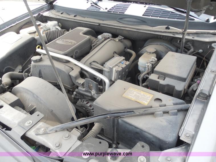 image for item I1422 2005 GMC Envoy SLE SUV