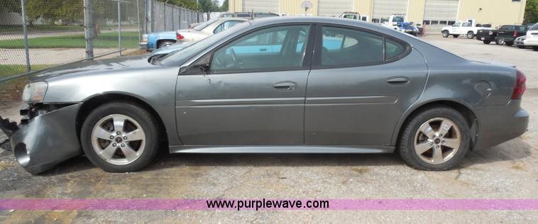 image for item I1424 2005 Pontiac Grand Prix