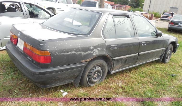 image for item I1426 1990 Honda Accord LX