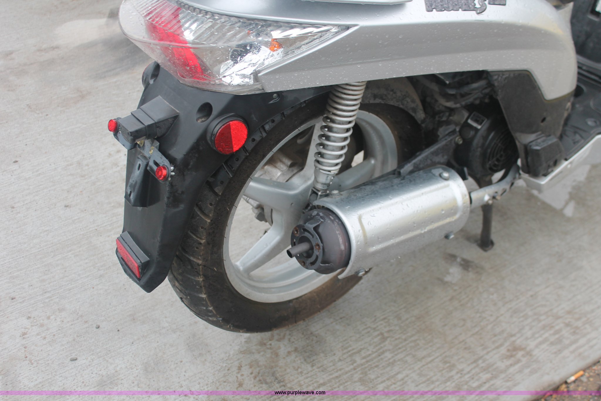 2006 Kymoo Peoples 125 scooter in Wichita, KS Item H4221 sold