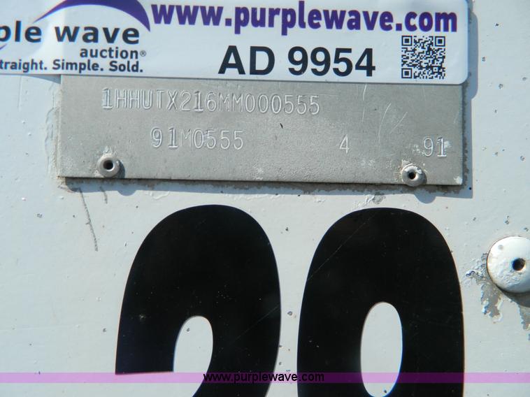 image for item AD9954 1991 Hack beverage trailer