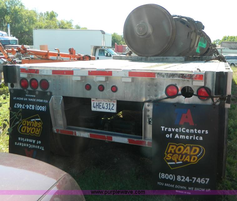 image for item AD9962 2006 Wilson CF900 Road Brute aluminum flatbed trailer