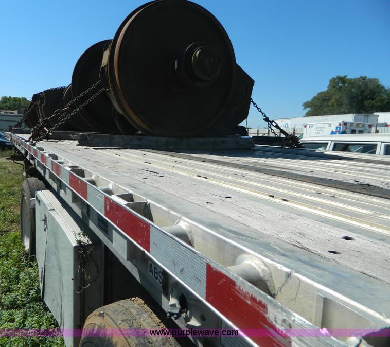 image for item AD9962 2006 Wilson CF900 Road Brute aluminum flatbed trailer