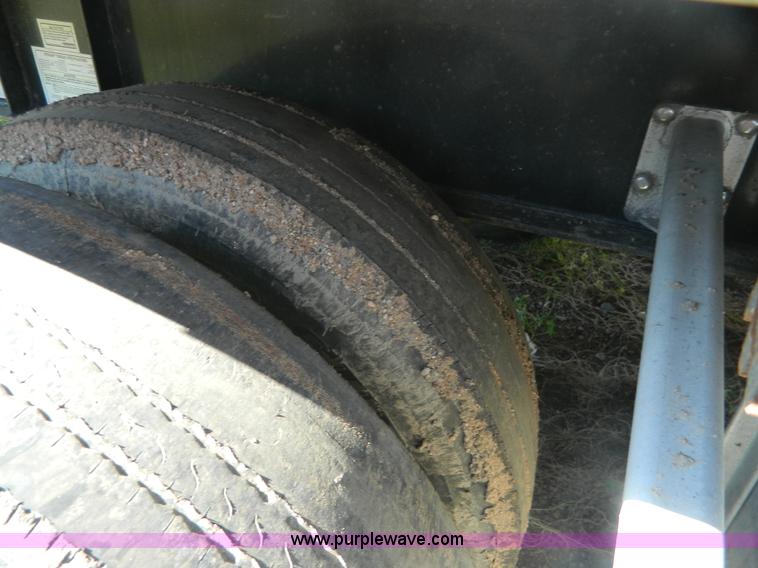 image for item AD9962 2006 Wilson CF900 Road Brute aluminum flatbed trailer