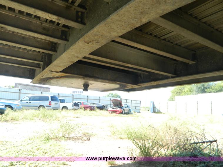 image for item AD9962 2006 Wilson CF900 Road Brute aluminum flatbed trailer