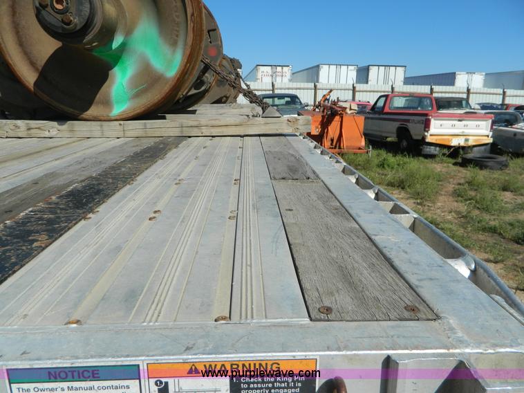 image for item AD9962 2006 Wilson CF900 Road Brute aluminum flatbed trailer