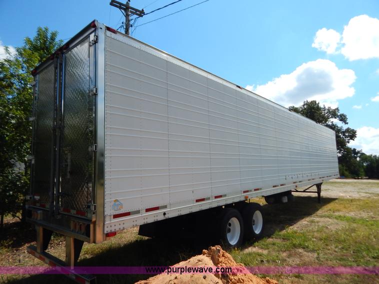image for item B5882 2005 Wabash 53' reefer trailer