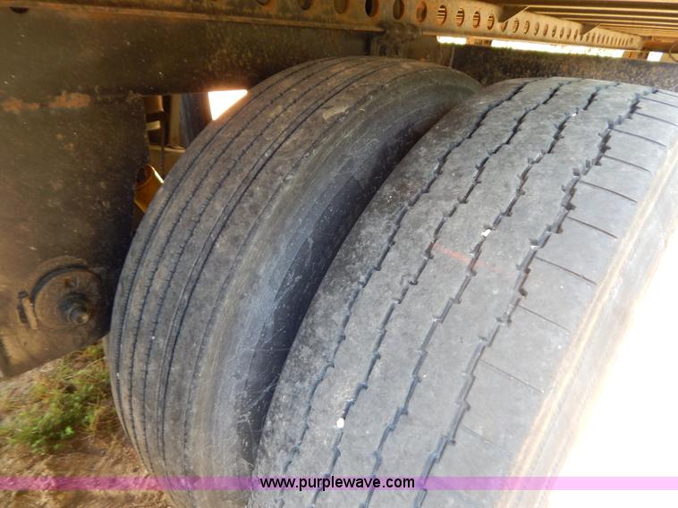 image for item B5882 2005 Wabash 53' reefer trailer