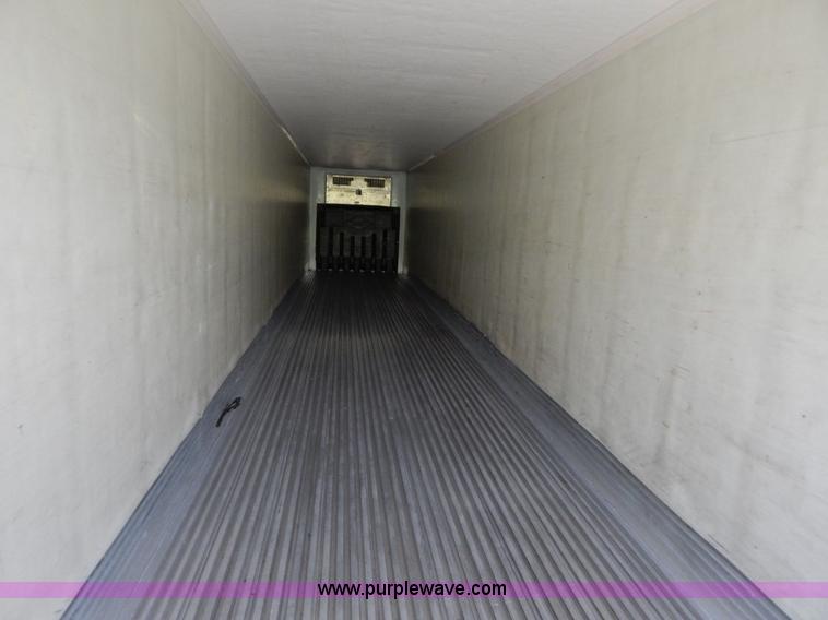 image for item B5882 2005 Wabash 53' reefer trailer