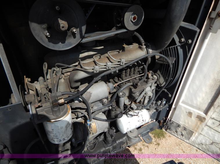 image for item B5882 2005 Wabash 53' reefer trailer