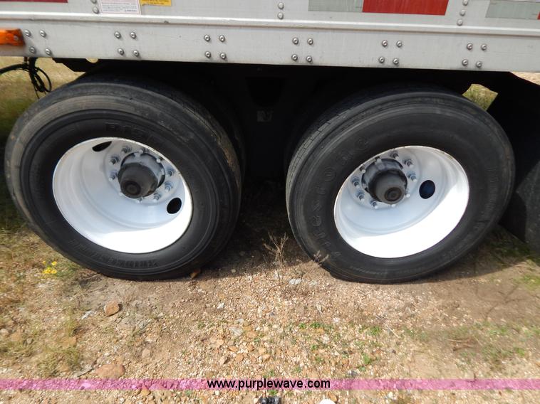 image for item B5883 2004 Wabash 53' reefer trailer