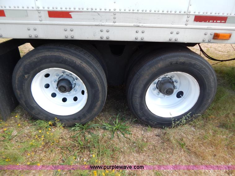 image for item B5883 2004 Wabash 53' reefer trailer