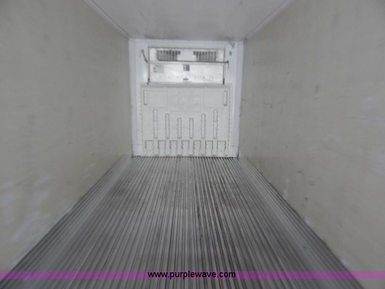 image for item B5883 2004 Wabash 53' reefer trailer